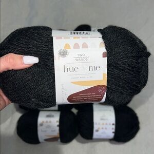 9 Skeins Lion Brand Hue + Me Werewolf Grey Chunky Wool Blend Yarn Same Dye Lot